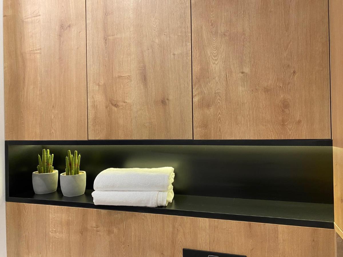 Family & Business Elegant Apartments Kadzielnia, Ul Zgody, Stadion Korona, Wdk -1 Bedroom, Terrace, Garage - New! Kielce Eksteriør bilde
